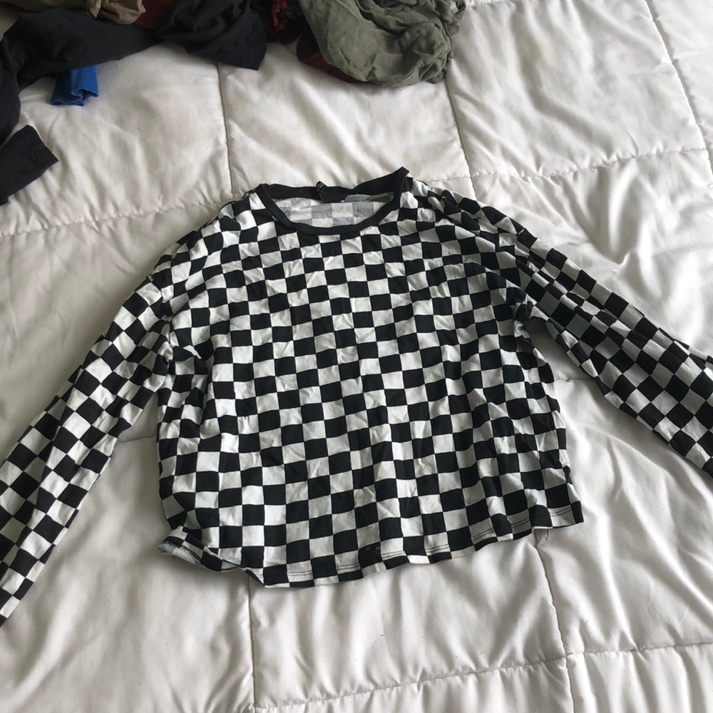checkered long sleeve shirt